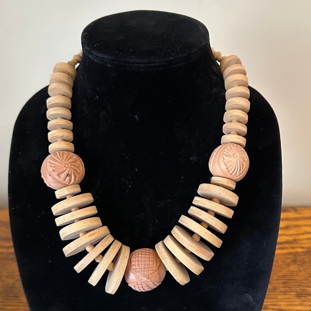 Vintage Chunky Carved Wood Bead Statement Necklace Natural Earthy Boho 21 Inch